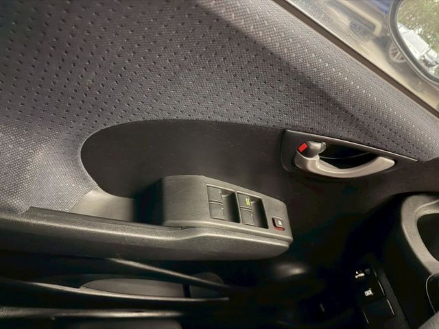 2011 HONDA FIT 僅跑16萬 小車大空間 螢幕 倒車影像 省油代步 好選擇  第13張相片