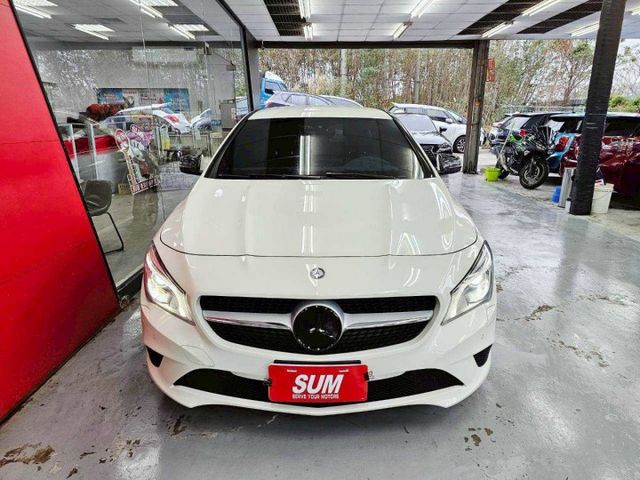 2016 BENZ CLA200 總代理 僅跑12萬 倒車影像 安卓機 恆溫 不用60萬挺你開BENZ  第3張相片