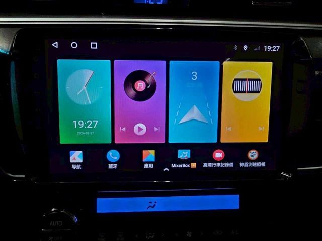 2016 TOYOTA ALTIS S+僅跑7萬 IKEY 摸門 定速 恆溫 安卓機 一車傳三代 好照顧的神車  第15張相片