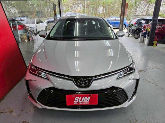 2021 TOYOTA ALTIS豪華 僅跑6千 ACC AEB 盲點 倒車影像 恆溫 電折  第3張相片