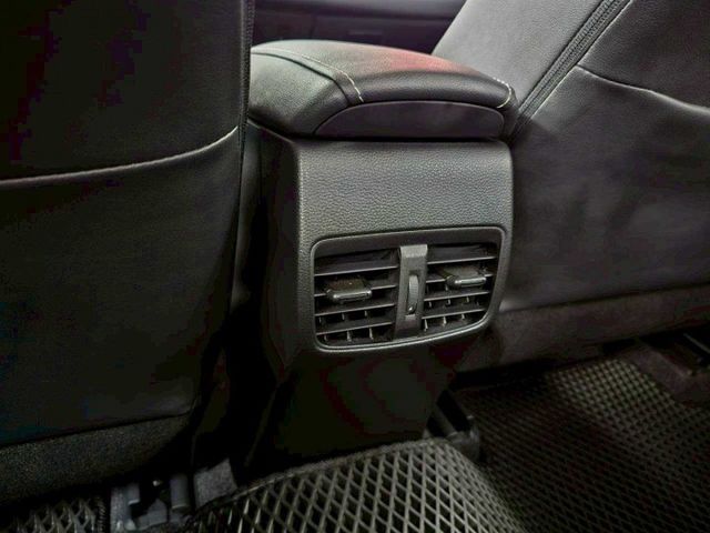 2021 TOYOTA ALTIS豪華 僅跑6千 ACC AEB 盲點 倒車影像 恆溫 電折  第16張相片