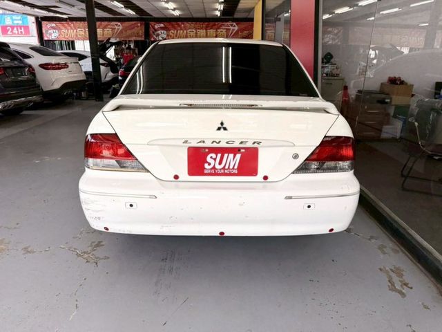 2002 LANCER 1.6 比機車價還便宜 讓你有遮風避雨的車  第4張相片
