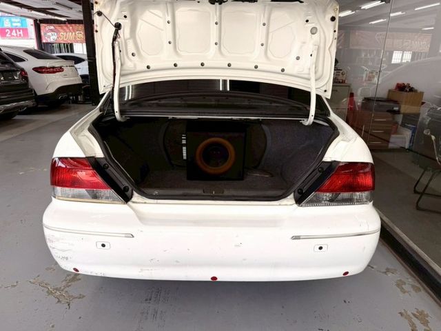 2002 LANCER 1.6 比機車價還便宜 讓你有遮風避雨的車  第9張相片