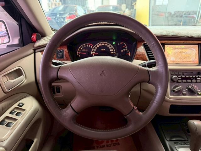 2002 LANCER 1.6 比機車價還便宜 讓你有遮風避雨的車  第15張相片