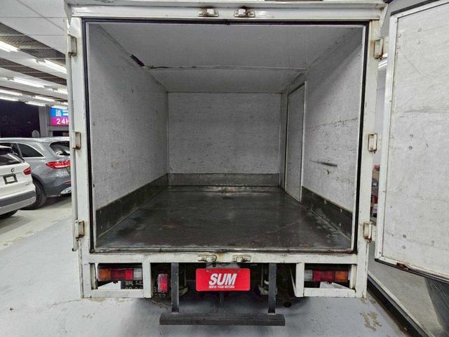 2016 CANTER 3.0 柴油 自排 實跑16萬 老闆們的賺錢好幫手  第9張相片