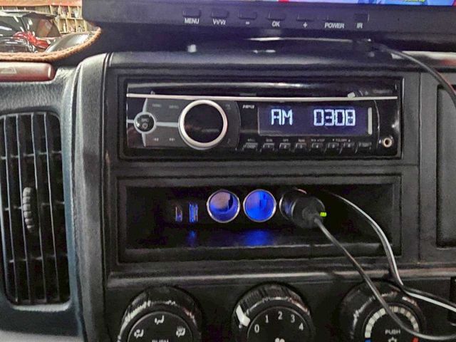 2016 CANTER 3.0 柴油 自排 實跑16萬 老闆們的賺錢好幫手  第11張相片