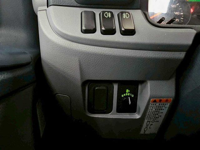 2016 CANTER 3.0 柴油 自排 實跑16萬 老闆們的賺錢好幫手  第15張相片