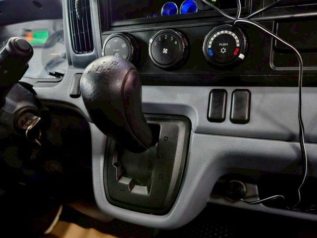 2016 CANTER 3.0 柴油 自排 實跑16萬 老闆們的賺錢好幫手  第18張相片