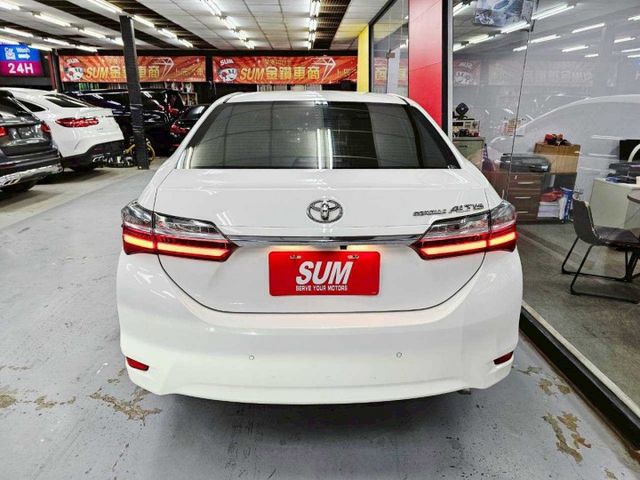 2016 TOYOTA ALTIS S+ 僅跑9萬 IKEY 摸門 恆溫 抬顯 電折 螢幕 倒車影像 神車好保養  第4張相片
