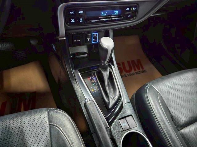 2016 TOYOTA ALTIS S+ 僅跑9萬 IKEY 摸門 恆溫 抬顯 電折 螢幕 倒車影像 神車好保養  第19張相片