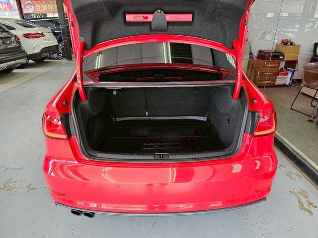 2016 AUDI A3 30 TFSI 僅跑15萬 恆溫 電折 7SRS 僅需25萬 挺你開進口車 秒殺車款 預購從速  第9張相片