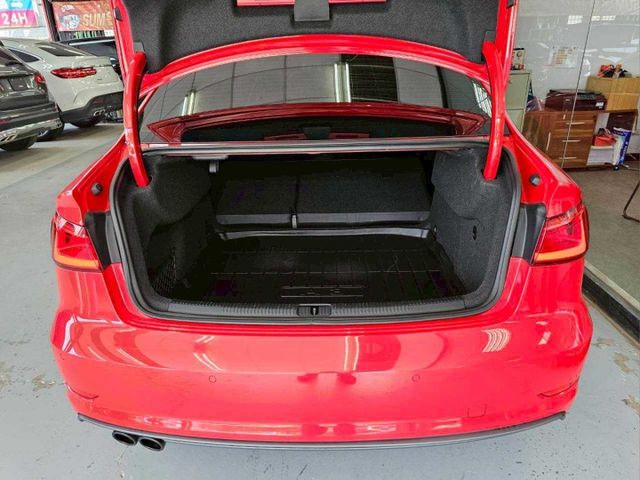 2016 AUDI A3 30 TFSI 僅跑15萬 恆溫 電折 7SRS 僅需25萬 挺你開進口車 秒殺車款 預購從速  第10張相片