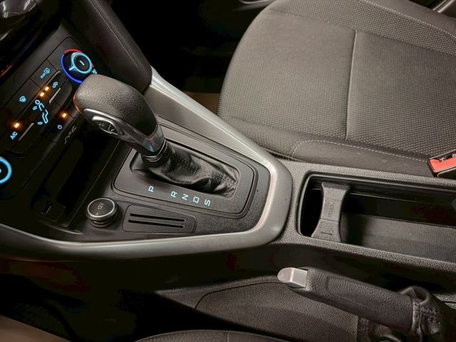 2017 FORD FOCUS 一手僅跑4萬 恆溫 倒車影像 螢幕  第12張相片