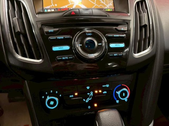 2017 FORD FOCUS 一手僅跑4萬 恆溫 倒車影像 螢幕  第13張相片