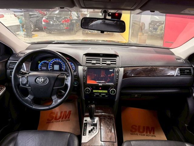 2015 TOYOTA CAMRY 2.5H 大電池剛從原廠更換 定速 恆溫 IKEY  大螢幕 倒車影像  第6張相片