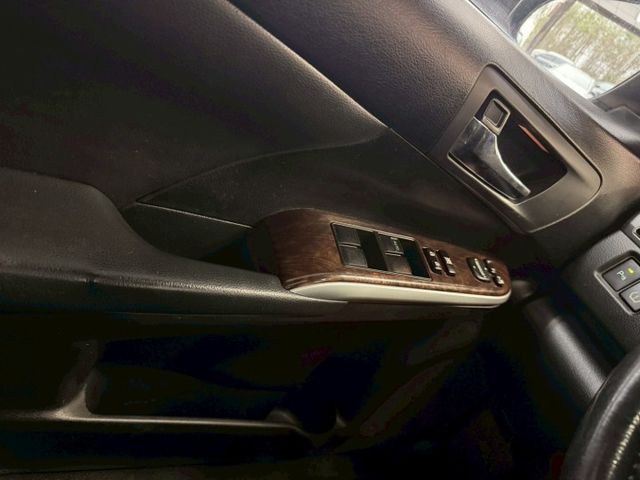 2015 TOYOTA CAMRY 2.5H 大電池剛從原廠更換 定速 恆溫 IKEY  大螢幕 倒車影像  第12張相片