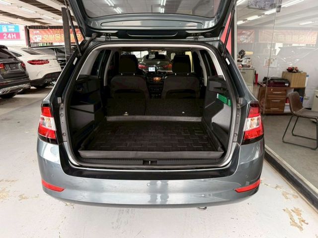 2018 SKOFA FABIA COMBI 1.0 一手僅跑10萬 IKEY 恆溫 倒車影像 盲點 定速  第10張相片