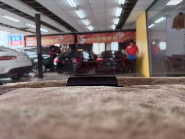 2018 SKOFA FABIA COMBI 1.0 一手僅跑10萬 IKEY 恆溫 倒車影像 盲點 定速  第13張相片