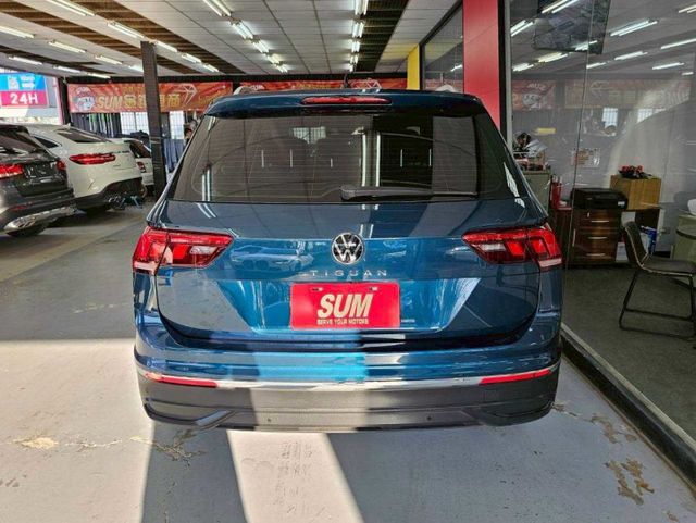 2021 VW TIGUAN 280 TSI 1.5 原廠保固中 僅跑5萬 IKEY 摸門 360環景 ACC AEB  第4張相片