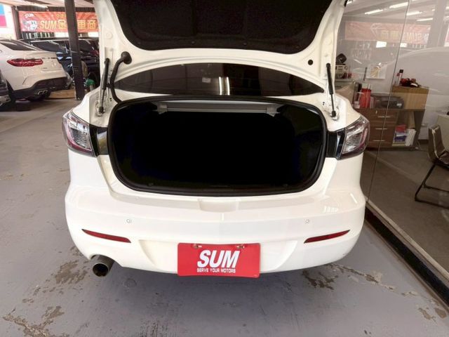 2013 MAZDA3 1.6頂級 僅跑15萬 省油代步 好選擇 全新安卓機 恆溫 電折 倒車影像 前後行車紀錄  第9張相片