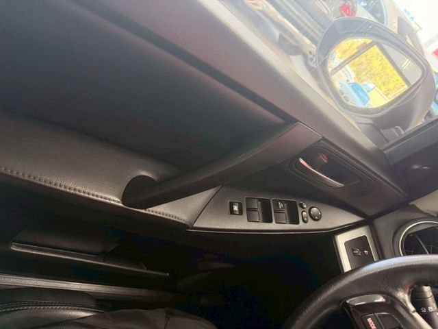 2013 MAZDA3 1.6頂級 僅跑15萬 省油代步 好選擇 全新安卓機 恆溫 電折 倒車影像 前後行車紀錄  第12張相片