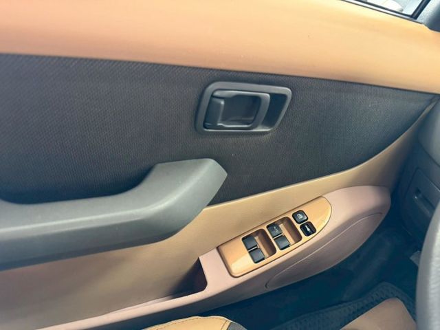 2007 NISSAN MARCH 僅跑15萬 機車價 讓你遮風避雨 開一年換新車 還不會了錢  第13張相片