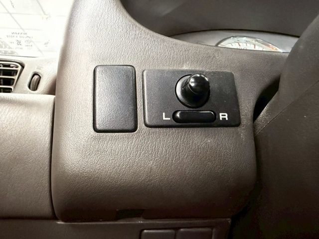 2007 NISSAN MARCH 僅跑15萬 機車價 讓你遮風避雨 開一年換新車 還不會了錢  第14張相片