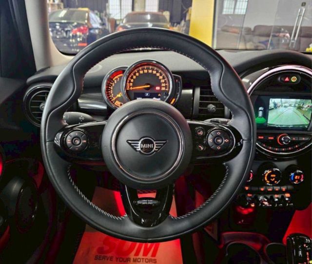 2020 MINI JUBILEE LINE EDITION 台灣專屬 英倫探索版 僅跑6萬 原車黑色 外表貼膜  第20張相片