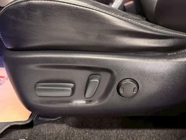 2016 TOYOTA RAV4 HV 僅跑16萬 IKEY 摸門 抬顯 盲點 安卓機 導航 倒車影像 小幅度升級改裝  第11張相片