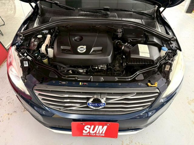 2014 VOLVO XC-60 豪華版 IKEY 電尾門 導航 螢幕 倒車影像 僅新車價格1折左右  第5張相片