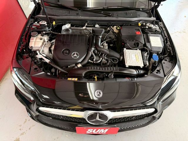 2021 BENZ A180 摘星版 僅跑2萬 IKEY 摸門  ACC AEB 盲點 小姐姐最愛  第5張相片