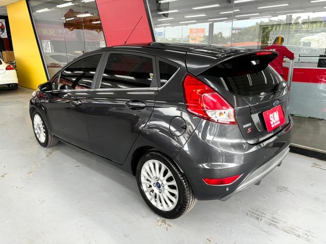 2018 FIESTA 運動型 1.0 省稅金 摸門 IKEY 導航 倒車顯影 抬頭顯示器 恆溫 行車紀錄器  第2張相片