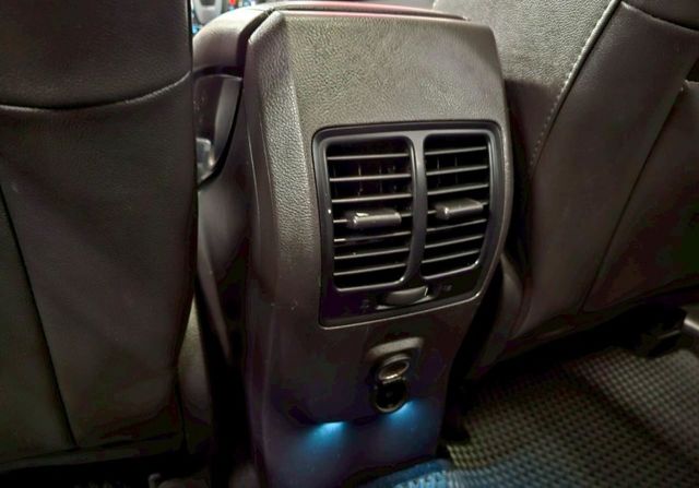 2015 福特 KUGA 2.0柴油 IKEY 摸門 螢幕 倒車影像 盲點 腳踢 電尾門 定速 車道偏離(變換)警示  第16張相片