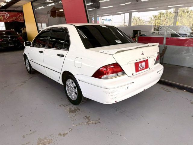 2002 LANCER 1.6 比機車價還便宜 讓你有遮風避雨的車  第2張相片