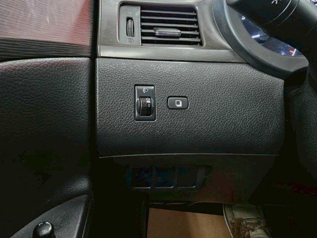 2015 NISSAN TIIDA 頂級 IKEY 恆溫 胎壓 優質代步車  第16張相片