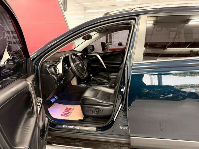 2016 TOYOTA RAV4 HV 僅跑16萬 IKEY 摸門 抬顯 盲點 安卓機 導航 倒車影像 小幅度升級改裝  第7張相片