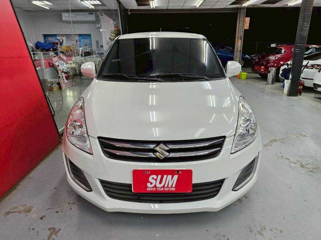 2015  SUZUKI SWIFT 僅跑6萬 電折後視鏡 行車紀錄器 冷暖空調  第3張相片