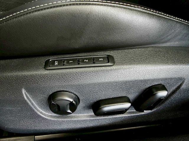 2017 SKODA Super b 2.0tsi sport line ikey 摸門 雙區恆溫 8SRS 電尾門  第16張相片