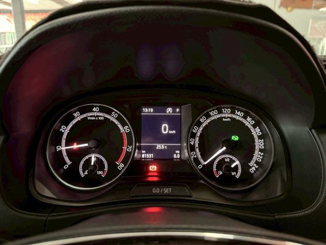 2021 Skoda Fabia 1.0 菁英版 定速 盲點 恆溫 到車顯影  ACC跟車 循跡防滑  第13張相片