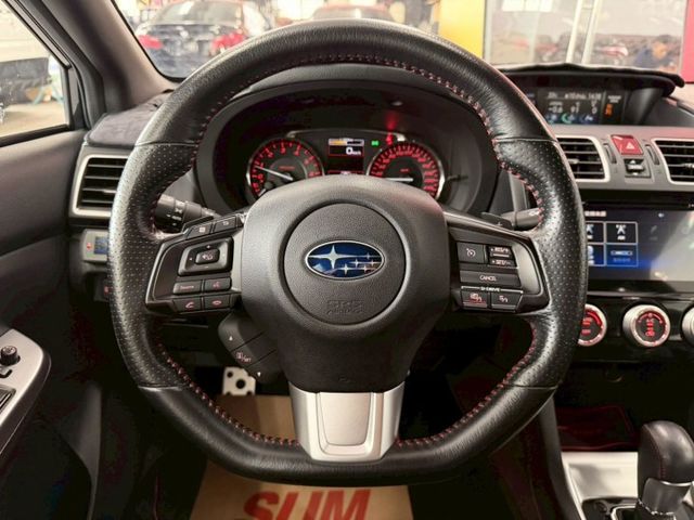 2016 Subaru WRX 2.0i 免鑰匙啟動 摸門解鎖 恆溫 循跡防滑 定速 四傳 原廠268p 山道王者  第11張相片