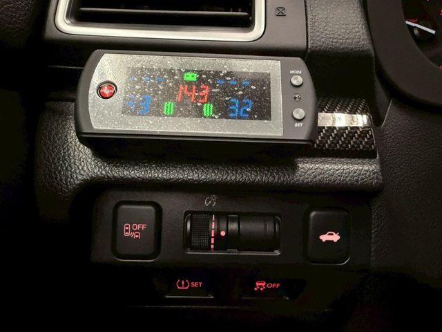 2016 Subaru WRX 2.0i 免鑰匙啟動 摸門解鎖 恆溫 循跡防滑 定速 四傳 原廠268p 山道王者  第19張相片