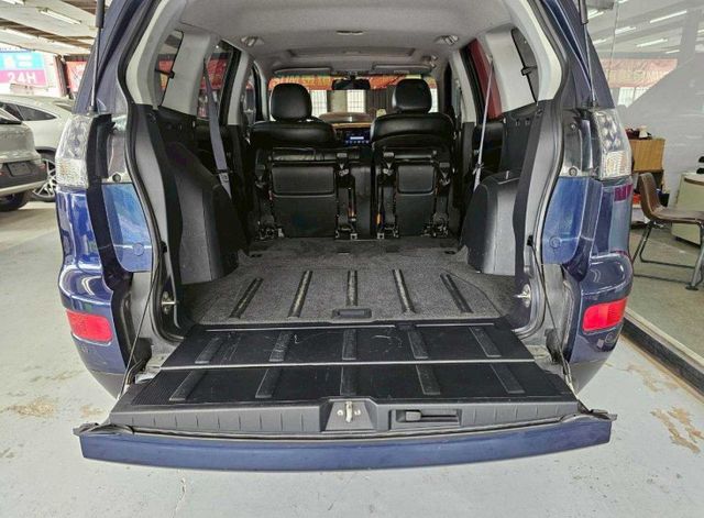 2011 Outlander 2.4 2WD豪華型 定速 免鑰匙啟動 天窗 安卓機 恆溫 換檔撥片  第8張相片