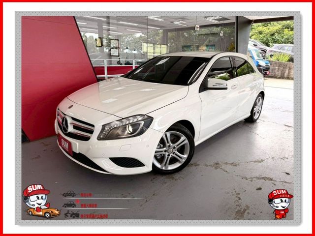 2014 BENZ A180 僅跑14萬 安卓機 倒車影像 方向盤控制 SRS 小姐姐的最愛 便宜好入手  第1張相片