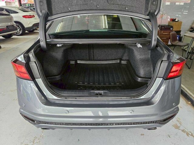 2020 NISSAN ALTIMA 2.0 248P 一手原廠保養 IKEY 摸門 ACC AEB 車道偏離 車道維持  第9張相片