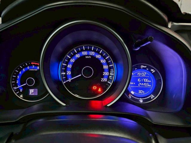 2016年 本田 FIT VTI-S 版 雙前座氣囊 換檔撥片 安卓機 恆溫空調  第13張相片