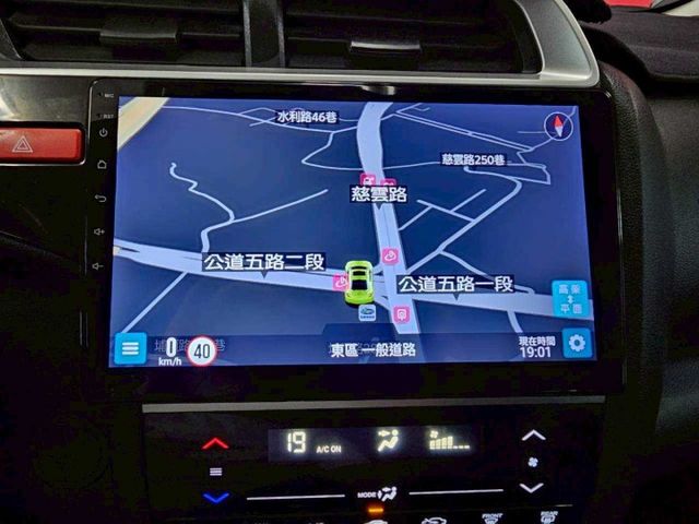 2016年 本田 FIT VTI-S 版 雙前座氣囊 換檔撥片 安卓機 恆溫空調  第17張相片