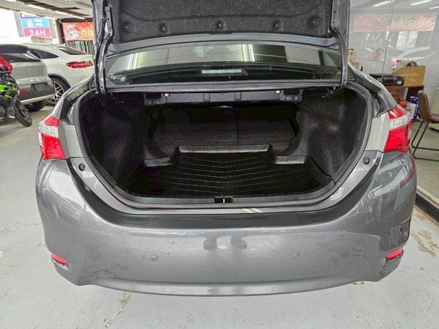 2015年 ALTIS 經典版 定速 恆溫 安卓機 抬頭顯示器 按摩椅  第6張相片