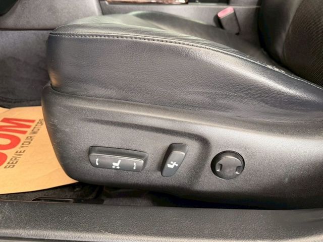 2012 TOYOTA CAMRY-H 一手僅跑8萬 IKEY 摸門 天窗 定速 螢幕 抬顯 電動座椅  第14張相片