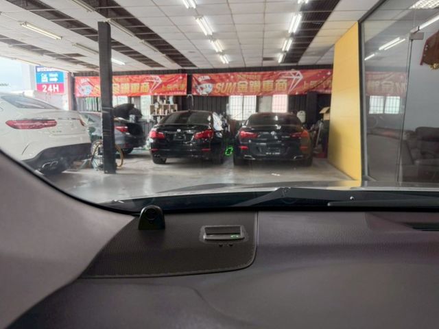 2012 TOYOTA CAMRY-H 一手僅跑8萬 IKEY 摸門 天窗 定速 螢幕 抬顯 電動座椅  第15張相片