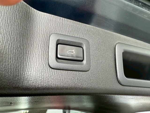 2018 MAZDA CX-5 旗艦版 一手車 IKEY 摸門 ACC AEB BOSS音響 電尾門 抬顯  第11張相片